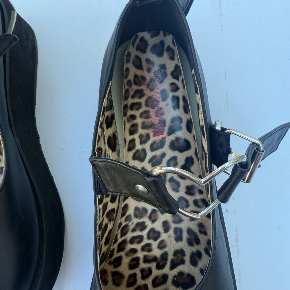 Demonia Black Mary Jane Shoes with Heart Buckle - Picture 5 of 12